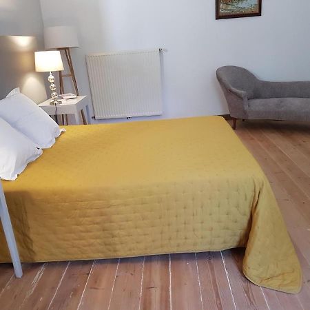 Bed and Breakfast Domaine De Capoulade Narbona Esterno foto